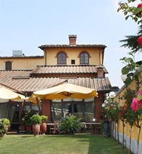 albergo-hotel-le-fontanelle-prato-home_1